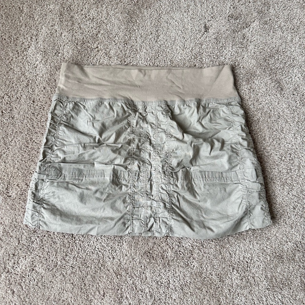 Elegant Beige Mini Skirt